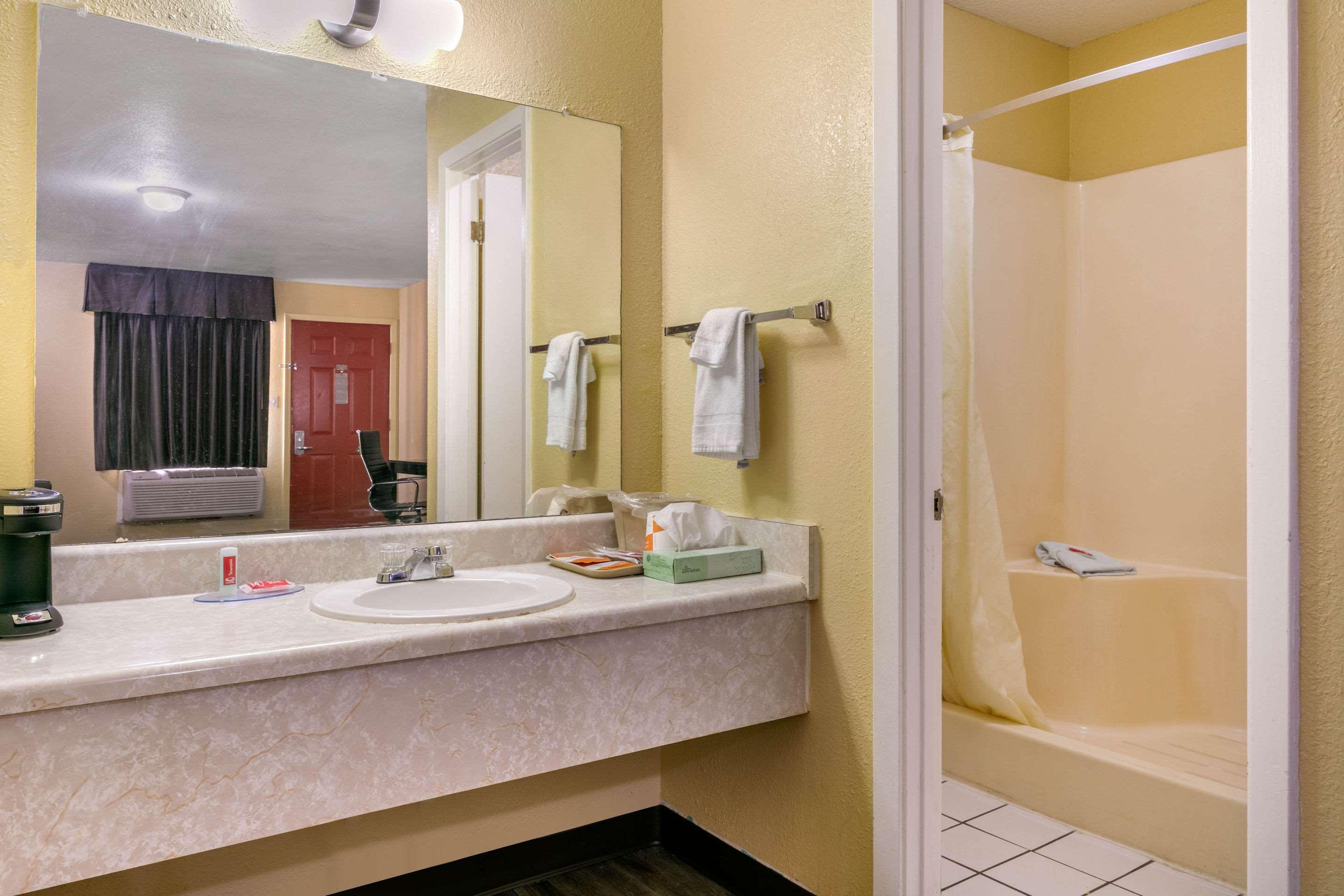 Econo Lodge Jonesboro Ngoại thất bức ảnh